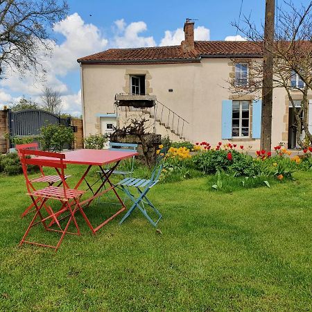 Apartament Le Studio De Rochavelle Chiché Zewnętrze zdjęcie