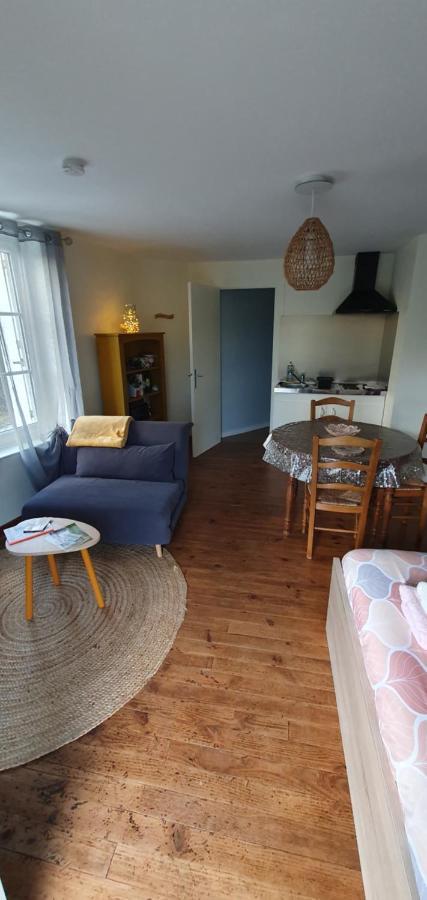 Apartament Le Studio De Rochavelle Chiché Zewnętrze zdjęcie