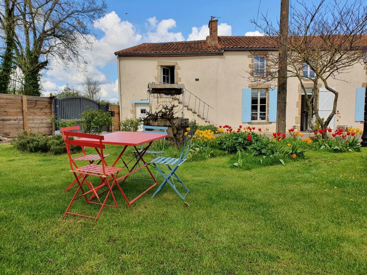 Apartament Le Studio De Rochavelle Chiché Zewnętrze zdjęcie