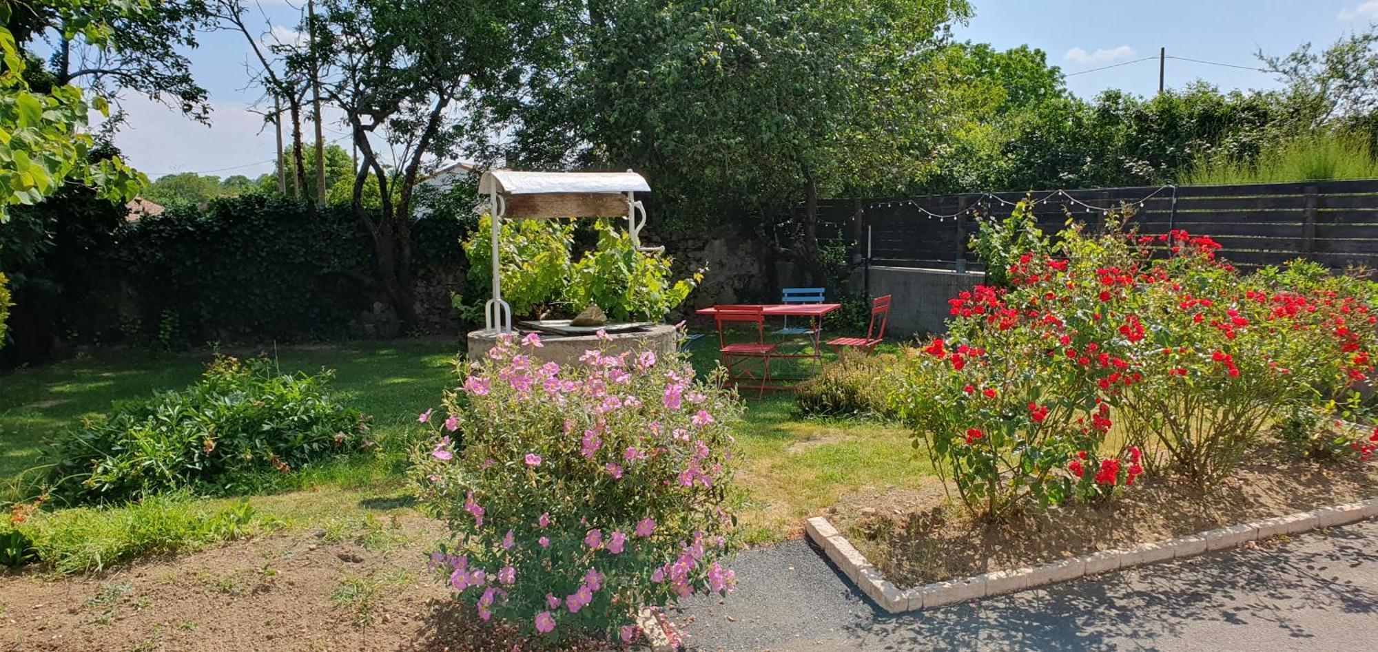 Apartament Le Studio De Rochavelle Chiché Zewnętrze zdjęcie